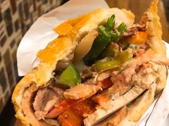 -Bánh Mì Huynh Hoa