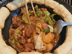 -哈尔滨烧烤·山河村铁锅炖(交大店)