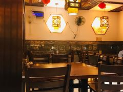 大堂-佬钱湾仔(衣裳街店)