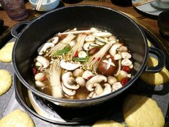 -三人行骨头王火锅(长寿店)