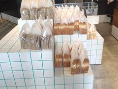 -Dough&Joe团憩(瑞虹天地月亮湾店)