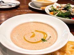 黑松露蘑菇汤-Bistro 63 创意融合料理(广粤天地店)