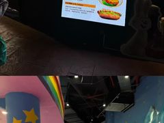 -蓝精灵乐园·世茂精灵之城主题乐园
