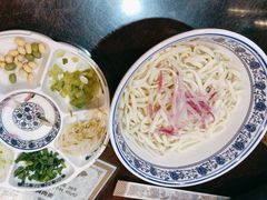 -老北京炸酱面大王.铜锅涮肉(朝阳门店)