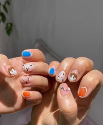 -孔雀手美甲美睫护理