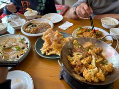 -鹤乡东北菜(崮山路店)