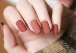 -Pink You美甲美睫纹绣定制中心