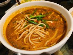 小锅米线-云海肴·汽锅鸡·云南菜(天山百盛优客店)