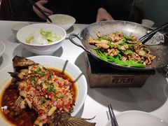 -费大厨辣椒炒肉(高铁吾悦广场店)