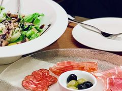 什锦风干肉拼盘-BONAZZA 意大利餐厅