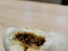 -李与白包子铺(桐梓林店)