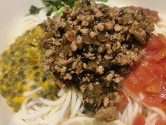 -粉八·云南米线·建水烧烤(常熟路店)