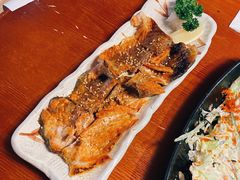 盐烤三文鱼皮-鳗鱼家·深夜食堂(军博店)