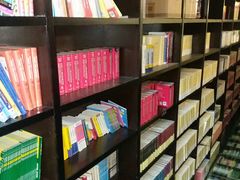 -钟书阁(松江泰晤士小镇店)