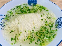 鸡汤银丝面-新万鑫银丝面·非遗无锡味(惠山古镇店)