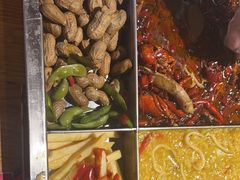 -柒五龙虾(八王寺店)