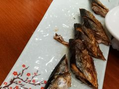 -青瓦餐厅·生鱼片·韩园烤肉(西塔店)