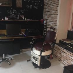 -Black Tattoo Studio