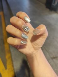 -小黑瓶美甲美睫