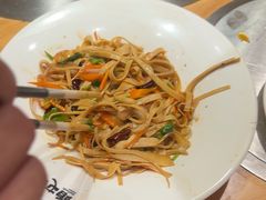 -咱屯子铁锅炖直营店(保利店)