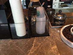 -星巴克臻选(南京艾尚天地店)