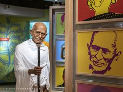 -曼谷杜莎夫人蜡像馆