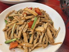-芦茨金富饭庄·25年老字号·专做稻草鸡