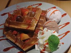 -Lia Cafe Bar Restaurant松山咖啡屋