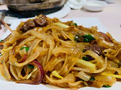 -匠心牛公馆·潮汕牛肉海鲜火锅(索菲特店)
