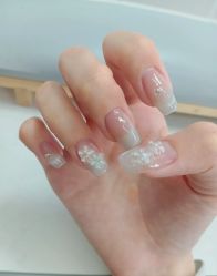 -LISSOM莉森 Nail ·美甲美睫原创定制店