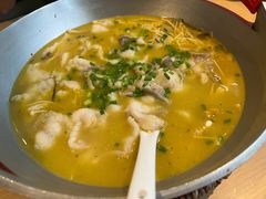 -渝信川菜 · 川味家常菜(财富购物中心店)