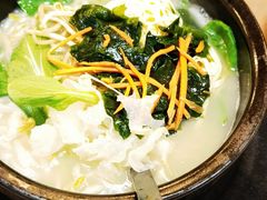 -灵芝妹子海鲜米线(瓦房店新玛特店)