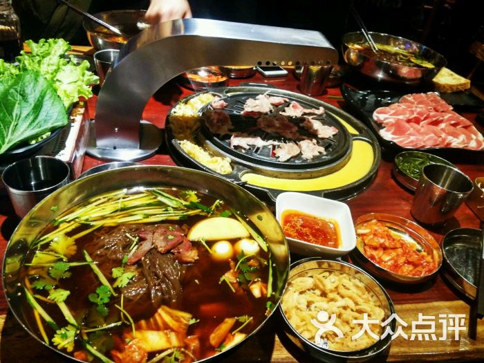 青瓦台韩式健康主题铁桶烤肉图片 - 第6张