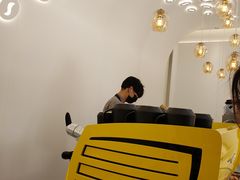 -麦当劳(徐汇漕溪北路百脑汇店)
