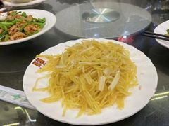 -瑞丰园庭院餐厅·白族传统家常菜