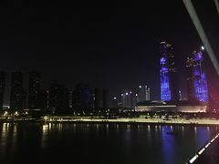 -南京眼步行桥