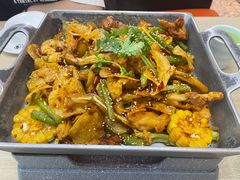-精悦蓉(松江万达广场店)