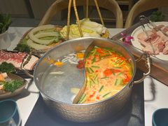 -椰子湾·海南火锅·糟粕醋·椰子鸡(正大广场店)