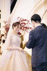 -Color卡诺婚纱礼服馆(南京严选店)