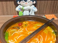 -良米山·云南野生菌过桥米线(上海首店)