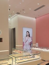 -潮宏基(万象城店)