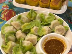 -闯关东东北农家菜(崂山石老人店)