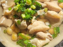 豌豆炖肥肠-周肥肠(江油总店)