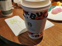 -星巴克(杭州湖滨银泰E区店)