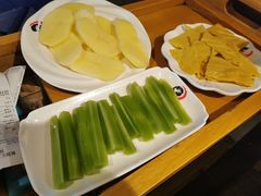 -二荆条·蜀鲜汇城市森林火锅