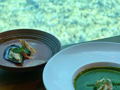 冬阴功汤海鲈鱼芦竹笋汤-海棠湾洲际-涛·海底餐厅·龙虾·牛排·美人鱼