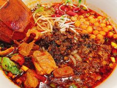 -麻婆婆白家肥肠粉(海岸城店)