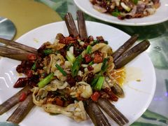 -三亚新鸿港水果一级批发市场