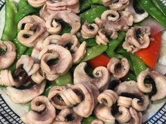 炒鲫鱼片-龙桥私厨·姜花菊花过桥鱼·顺德菜(容桂店)