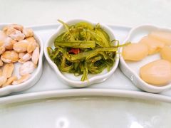 -梅龙镇酒家(南京西路总店)